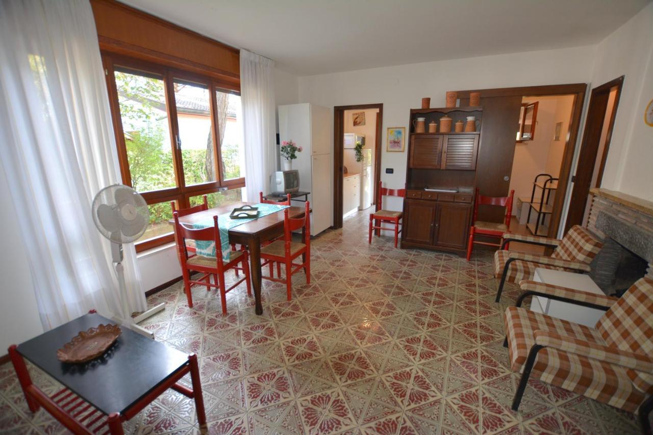 Villa In Lignano Riviera Comfortable Lignano Sabbiadoro Exterior photo
