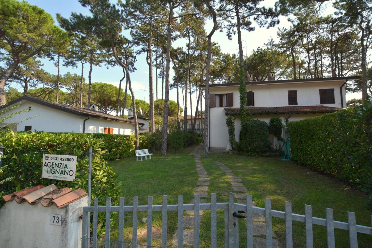 Villa In Lignano Riviera Comfortable Lignano Sabbiadoro Exterior photo